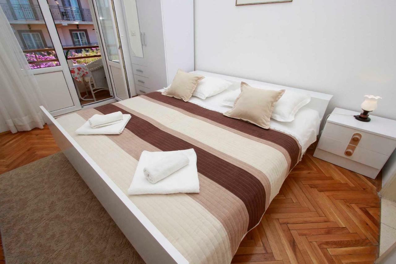 Villa Grozdic มาคาร์สกา ภายนอก รูปภาพ