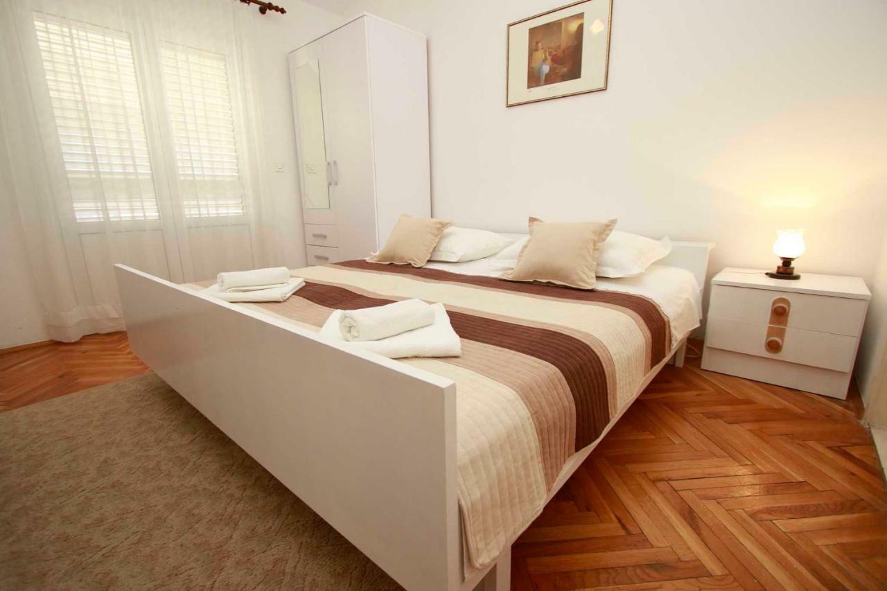 Villa Grozdic มาคาร์สกา ภายนอก รูปภาพ