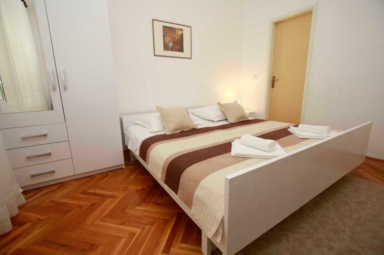 Villa Grozdic มาคาร์สกา ภายนอก รูปภาพ